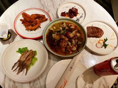 -浅深(世茂滨江精品店)