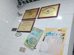 -覃肥叔桂林米粉(粮道街店)