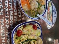 -长人馄饨铺(解放街店)