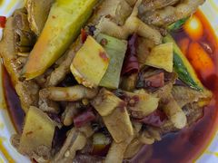 -江城燕子大排档(江汉路步行街店)