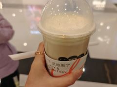 -喜茶(上海北外滩来福士店)