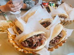精品火烧-闫家驴肉老店(华电一校店)