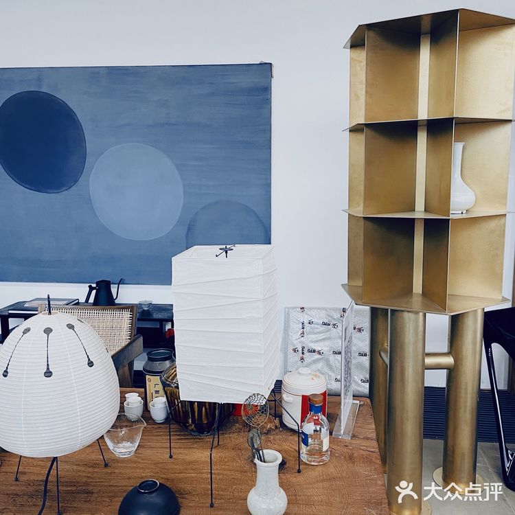 草场地｜兼容市井生活与精神面包的艺术村