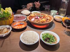 -蔡婶牛腩牛杂煲(长安万科店)