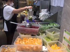 自助取餐区-野萃山·潮汕厚果汁(十亩地店)