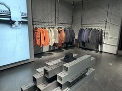 -ARC'TERYX始祖鸟(北京王府中环店)
