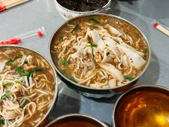 -正宗杨记普洱酸醋米线(总店)