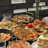这家餐厅可以有！夜晚的氛围好适合约会小聚