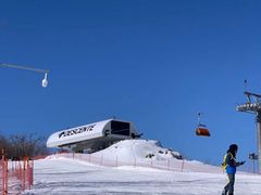 -中旅松花湖滑雪场