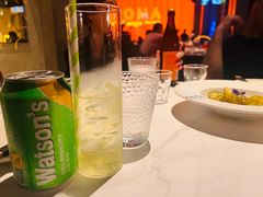 -洛缦音乐餐厅(工业展览馆万象城店)