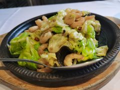 虾仁炒卷心菜-开海·红岛海鲜虾水饺(石老人店)
