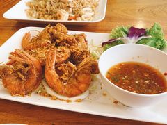 蒜爆虾-两兄弟Song Pee Nong(2号店)