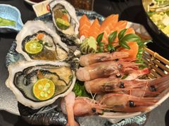-山川小町·极番烧肉(新地假日广场店)