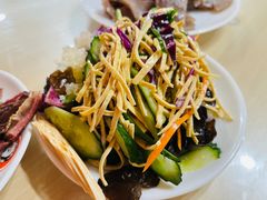 -闫家驴肉老店(华电一校店)