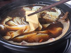-亿诣蝎府炸酱面羊蝎子火锅(酷车小镇店)