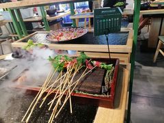 -鹿鸣山草本茶香火锅(园西路店)