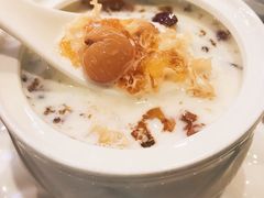 -广信牛奶甜品世家(台东店)