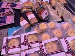 -巴黎贝甜(大宁国际商业广场店)