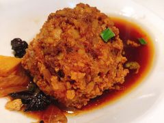 蛋黄狮子头-金春禧·鲁菜海鲜(延吉路万达店)