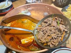 -洱火云南酸菜牛肉火锅(石景山当代商城店)