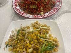 -江城燕子大排档(江汉路步行街店)