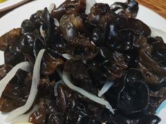 -清真吴记门钉肉饼·喜多利