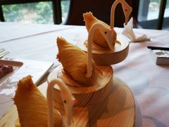 天鹅榴莲酥-天瑞轩·粤菜餐厅