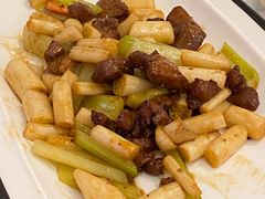 泡椒小藕爆牛仔粒-顺丰轩园林酒家(天河店)