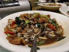 -榕树下海鲜馆(坪山路店)