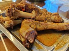 胡辣羊蹄-聚雅美食