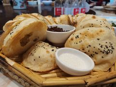 -梅花香里大酒店(郁金香路店)