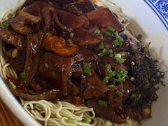 -沪西老弄堂面馆(定西路店)