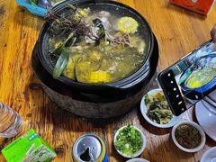 石橄榄鸡煲-鸡弟鸡煲火锅