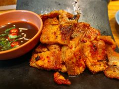 瓦片烤五花肉-山茶云南菜(永安里店)
