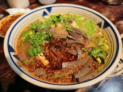 -蓝田九大碗民俗食府(蓝田店)