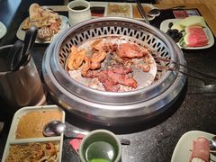 -梨花自助烤肉(乐宾店)