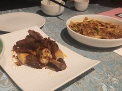 铁杆烤肉-巴扎美食·新疆菜·西域歌舞表演餐厅(新疆大厦店)