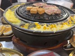 -胡悦里韩式烤肉(芝罘万达广场店)