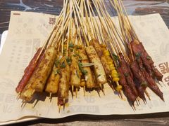 -老街烧烤大排档·地道湖北菜·龙虾馆(汉口火车站店)