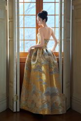 -纯色时光婚纱艺术馆WHITE