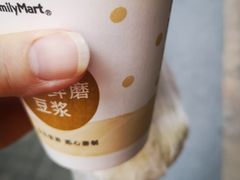 -全家便利店(愚园店)