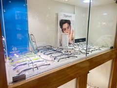 -三叶眼镜城批发市场(上海火车站店)