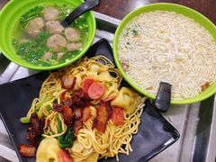 叉烧干捞扁实面-明叔捞面