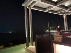 -瑰丽酒店·海吧·天际下午茶·现场DJ·天台酒吧