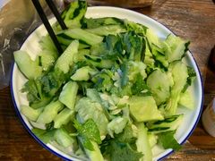 凉拌黄瓜-拈一筷子·宜宾江湖菜(总店)