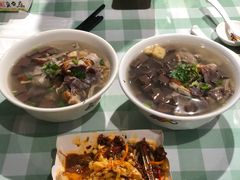 -苓记南京鸭血粉丝.皮肚面(县东巷店)