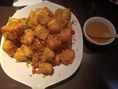 -大头虾越式风味餐厅(光明广场店)