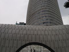 -上海尚嘉中心