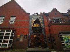 -钟书阁(松江泰晤士小镇店)