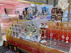 -泡泡玛特POPMART(蓝色港湾店)